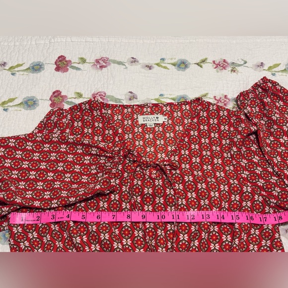 Molly Bracken Blouse - Picture 3 of 10